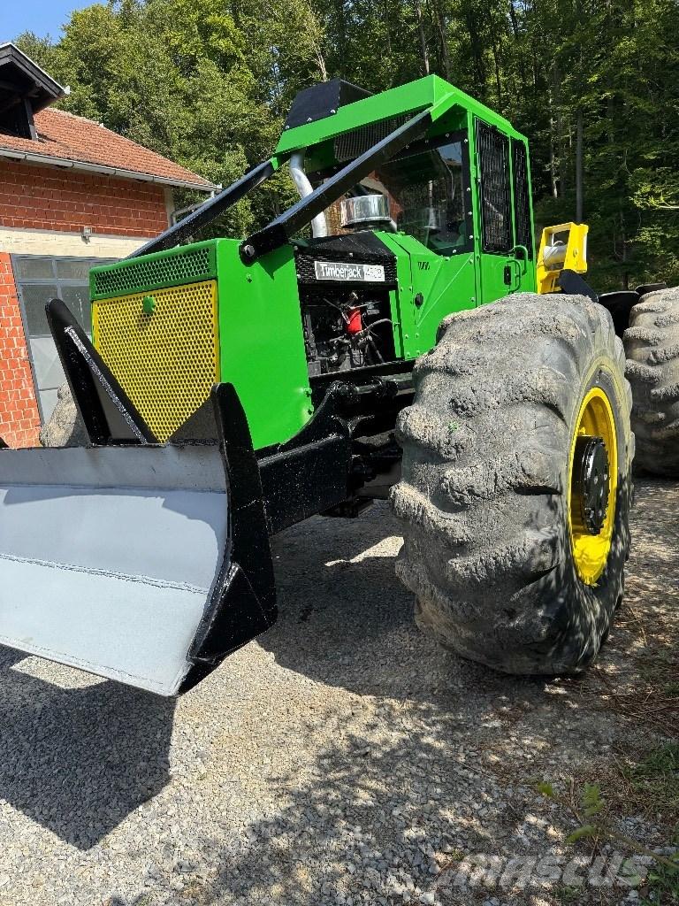 Timberjack 450B Traktor med skogsutstyr