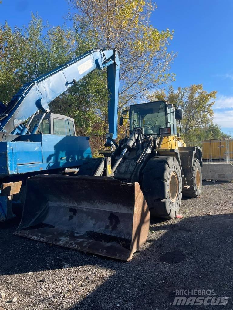 Komatsu WA 200 PT-5 Hjullastere