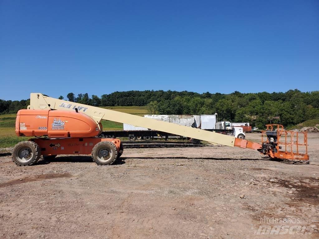 JLG 800 S Terrenggående gaffeltruck