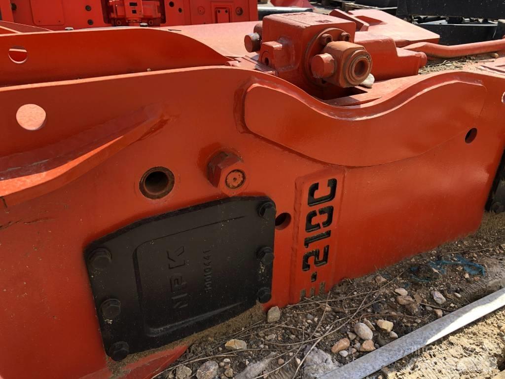 NPK E-210 C Hydrauliske hammere