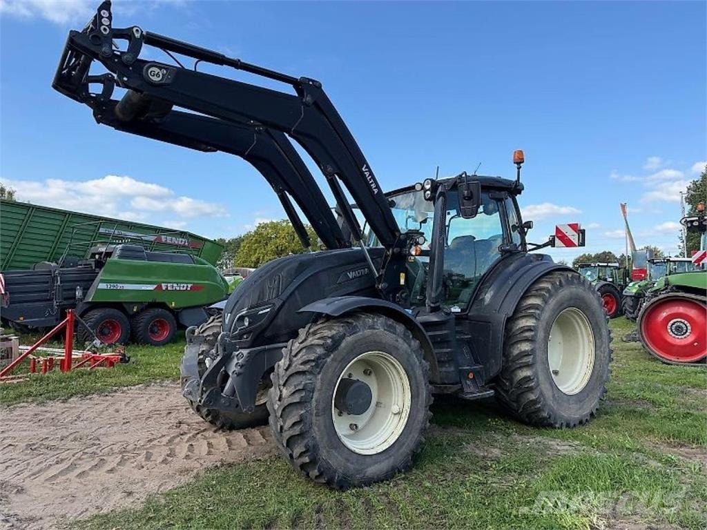Valtra T 254 Versu Traktorer