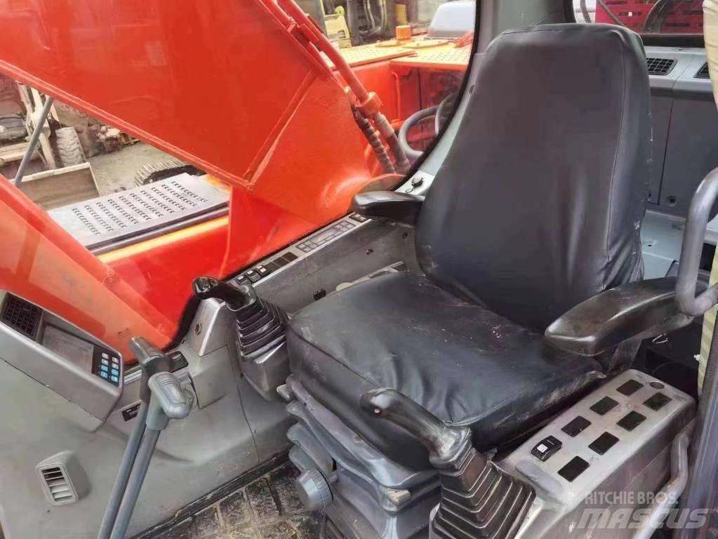Doosan DX225LC Beltegraver