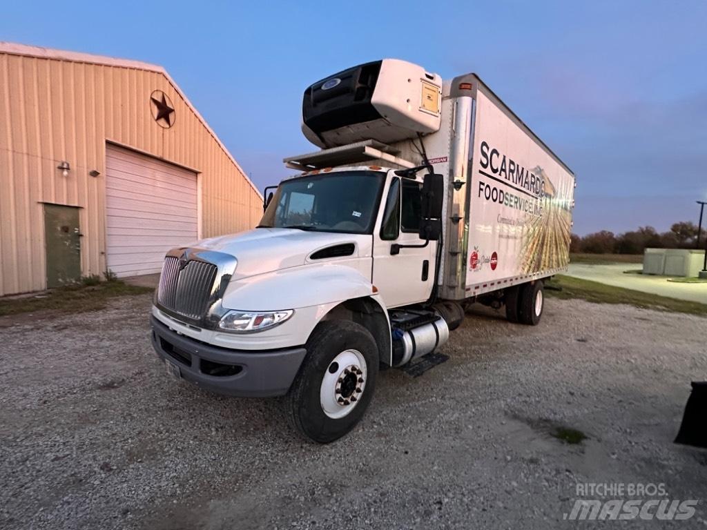 International 4300 Skapbiler
