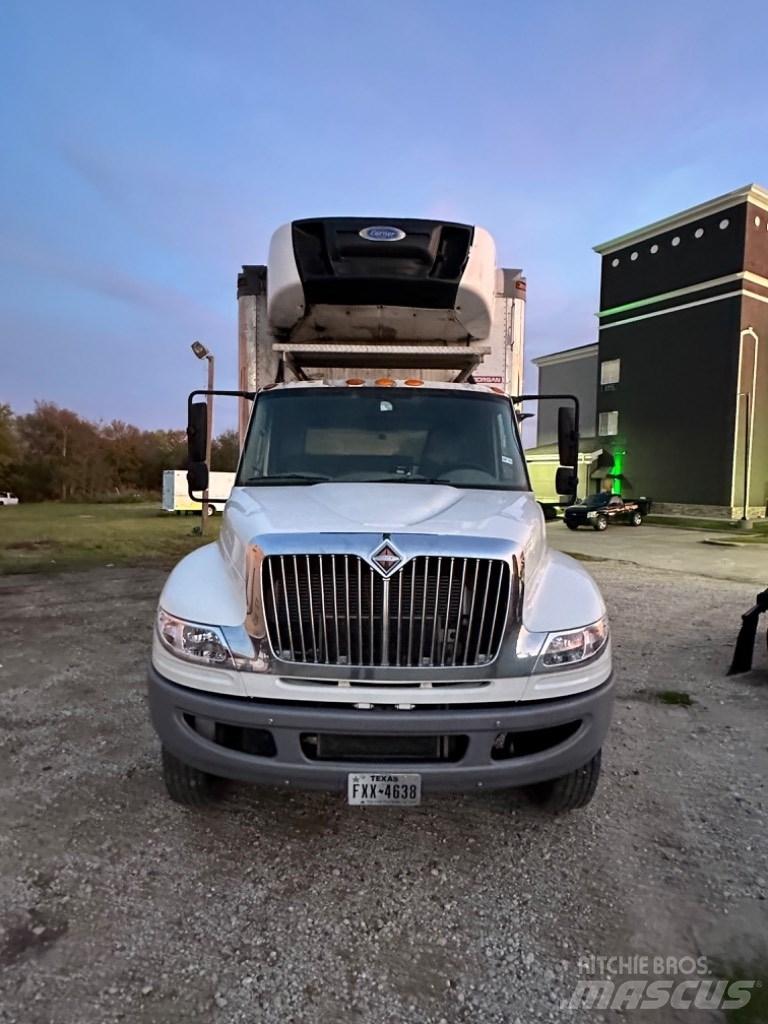 International 4300 Skapbiler