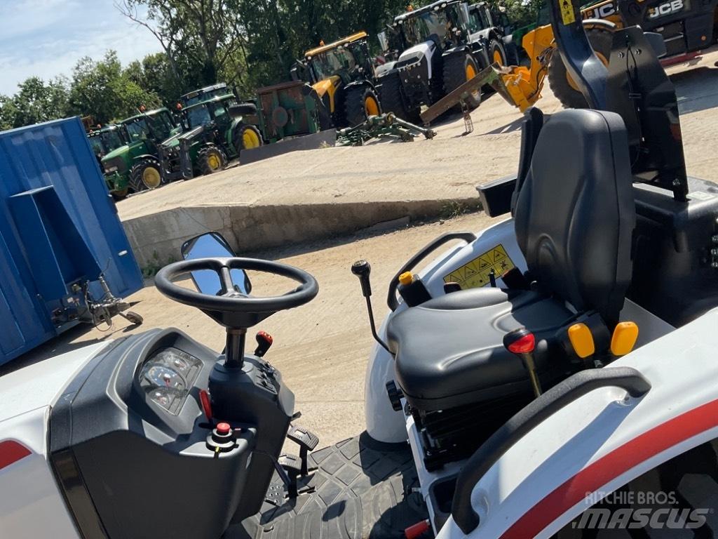 Bobcat CT 2025 Traktorer