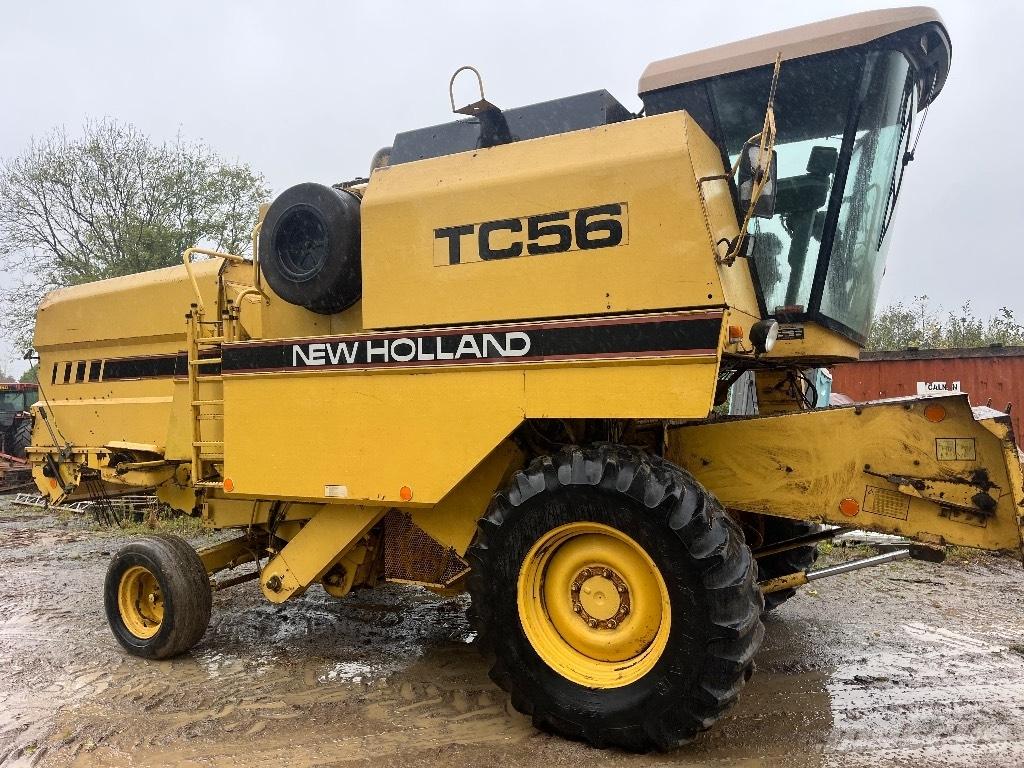New Holland TC 56 Skurtreskere