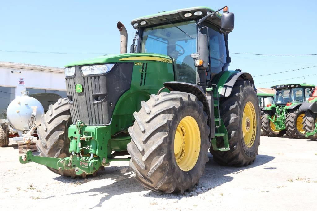 John Deere 7215 R Traktorer
