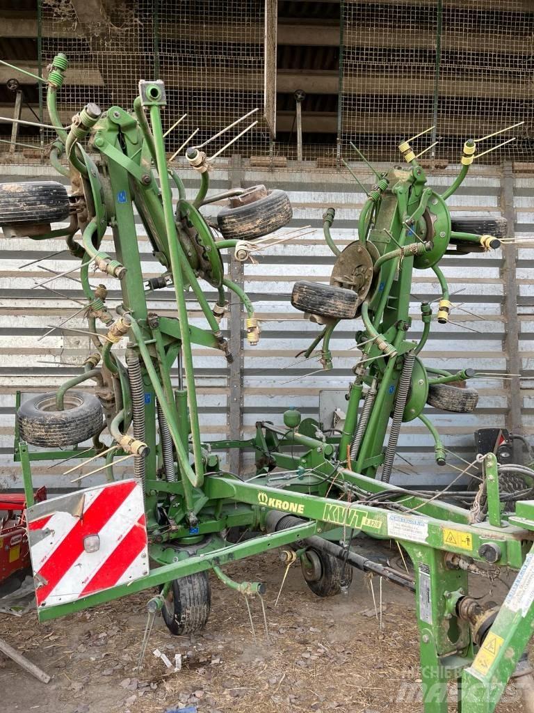 Krone KWT 882 Raker og høyvendere