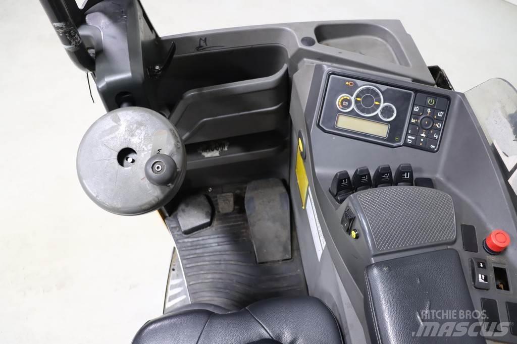 Atlet UMS160D Skyvemasttruck