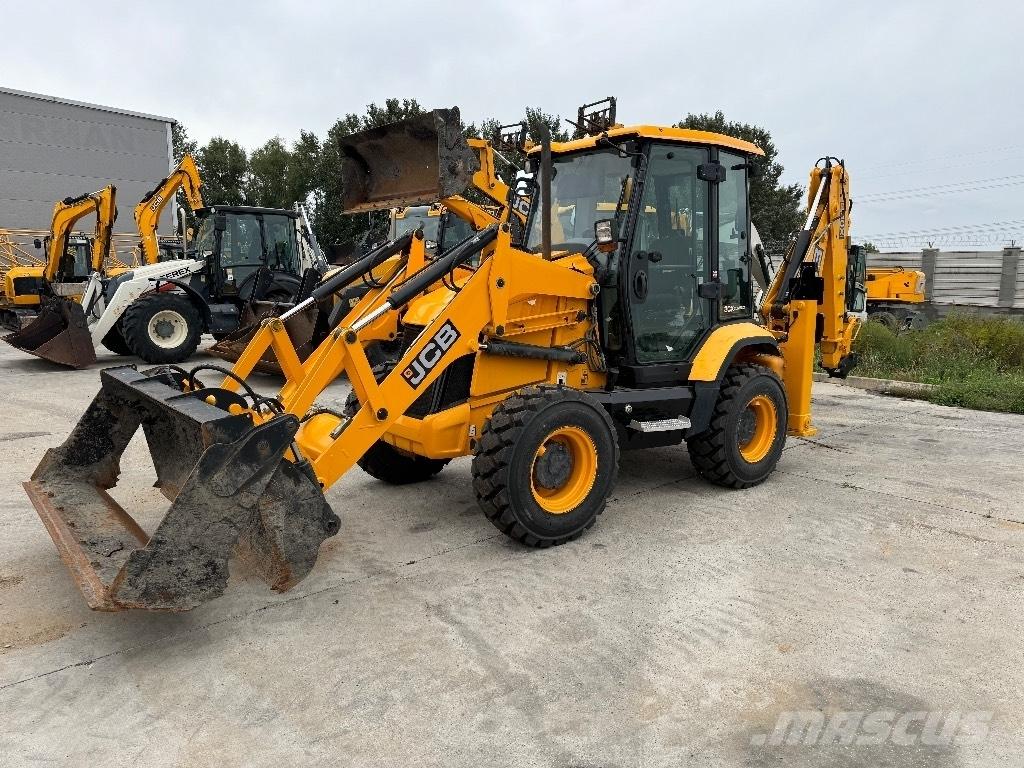 JCB 3 CX / compact Traktorgravere