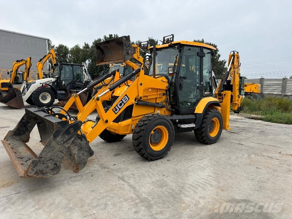 JCB 3 CX / compact Traktorgravere