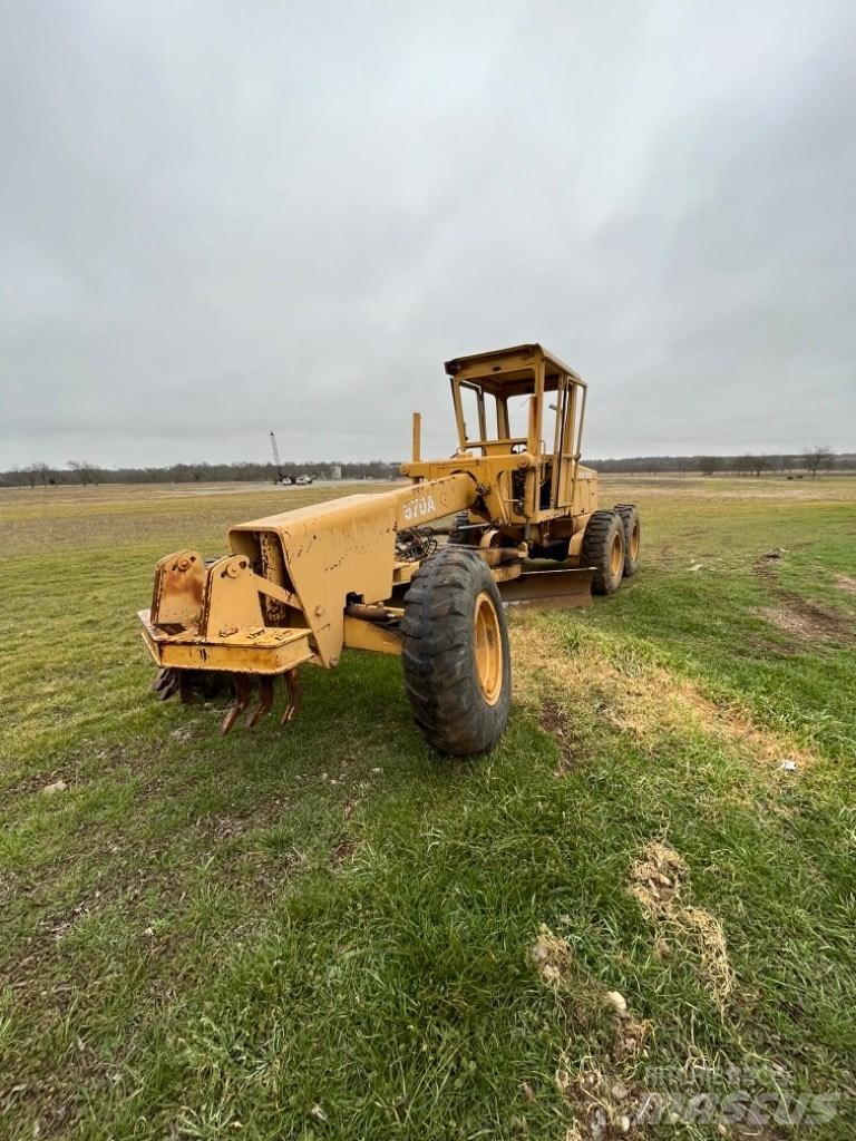 DEERE 570A Veihøvler