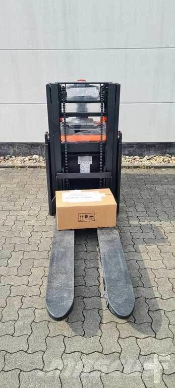 Toyota BT SPE200D Ledestablere