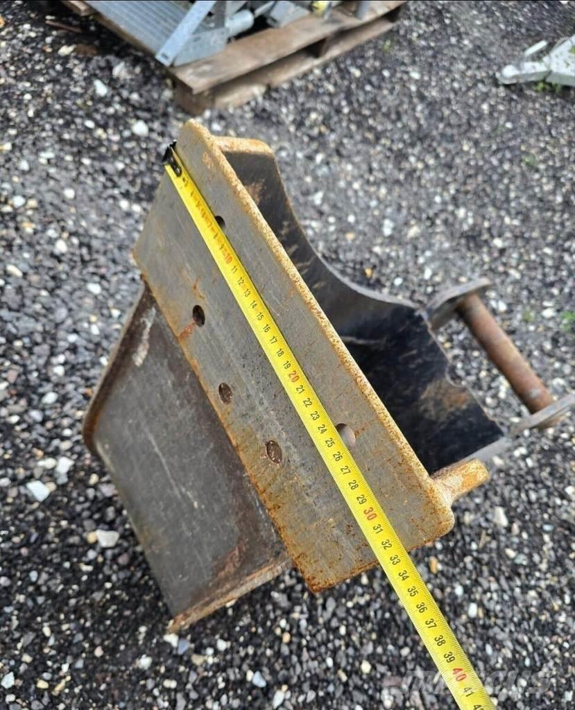 CAT 444F2 Traktorgravere