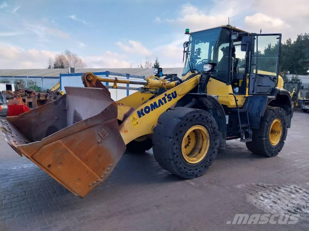 Komatsu WA270-7 Hjullastere