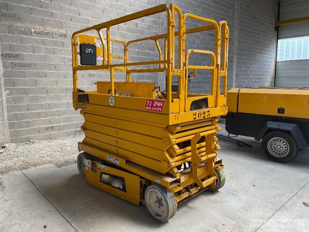 JLG 3246 ** A REPARER** Sakselifter
