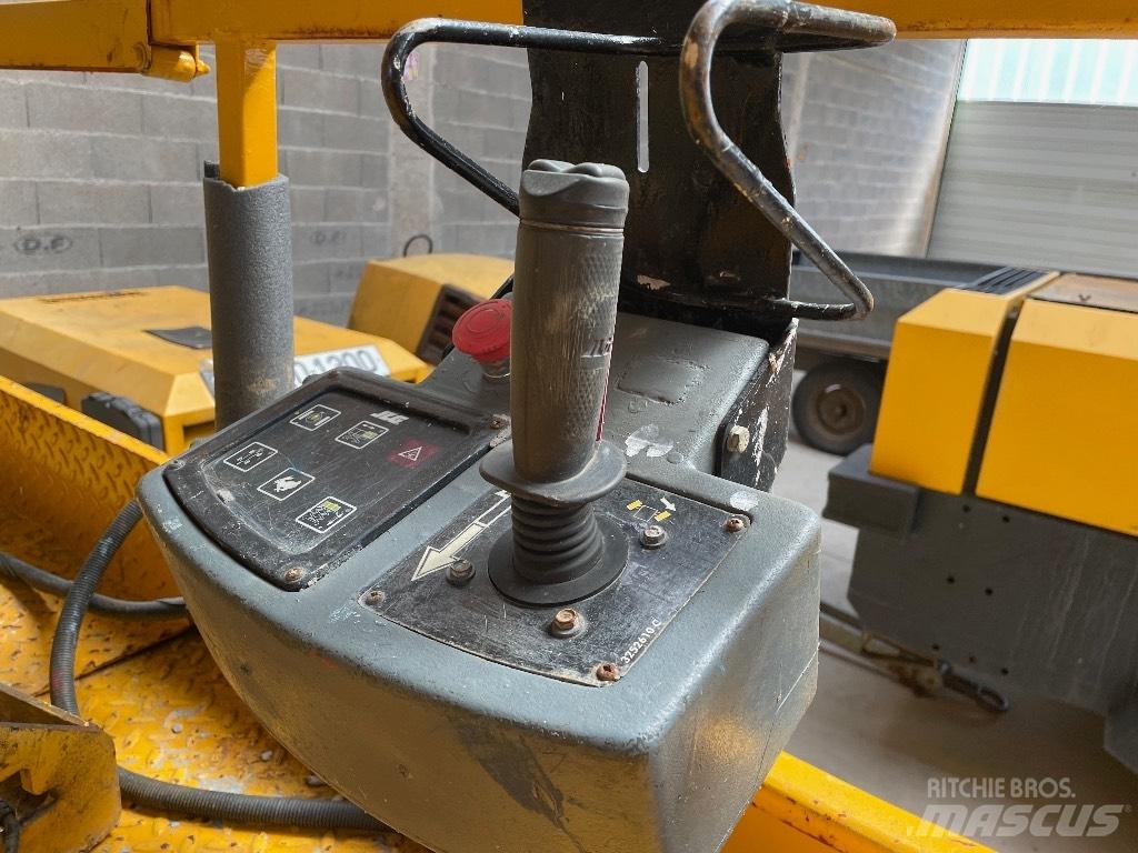 JLG 3246 ** A REPARER** Sakselifter