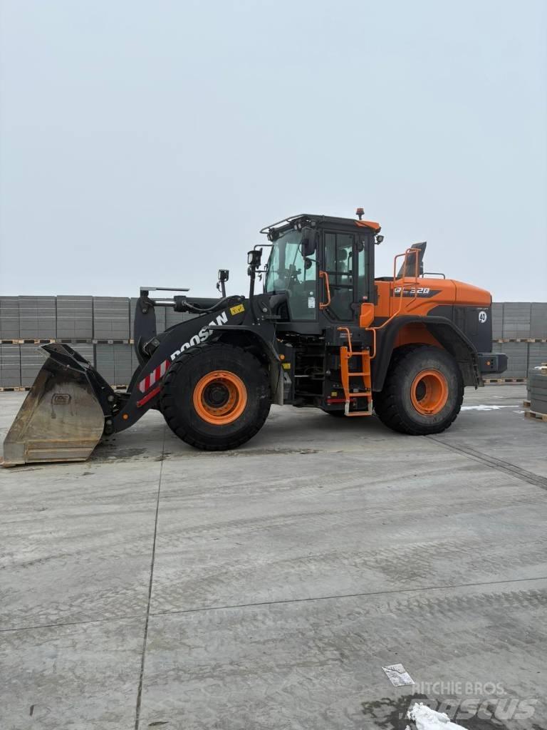Doosan DL 320-7 Hjullastere