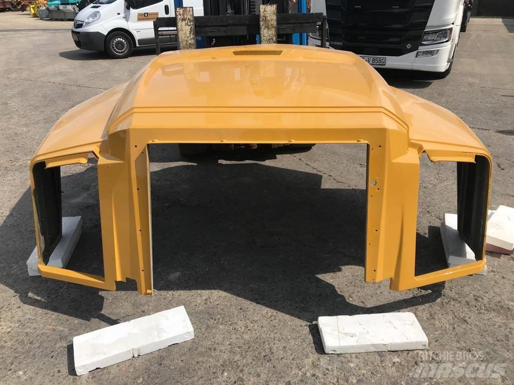 CAT 735 B Hood Chassis og understell