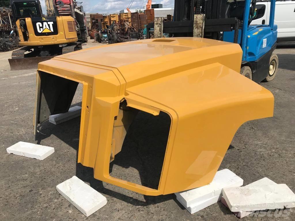 CAT 735 B Hood Chassis og understell