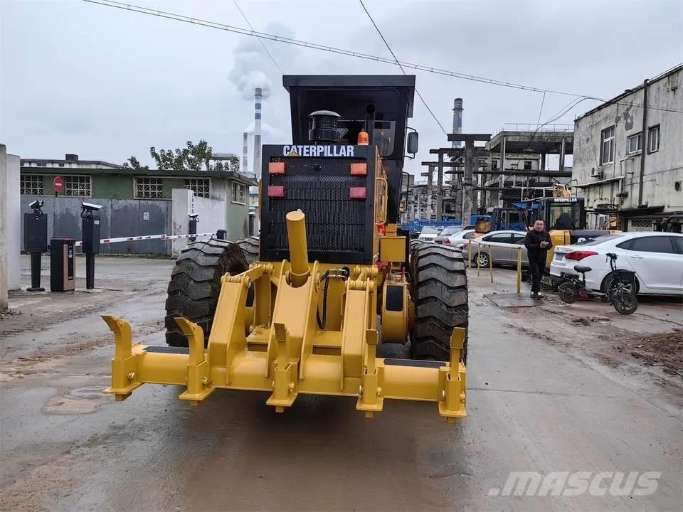 CAT 140H Veihøvler