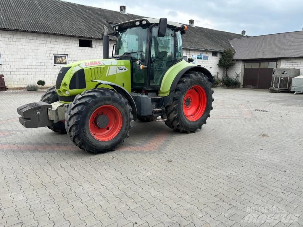 CLAAS Arion 640 Traktorer