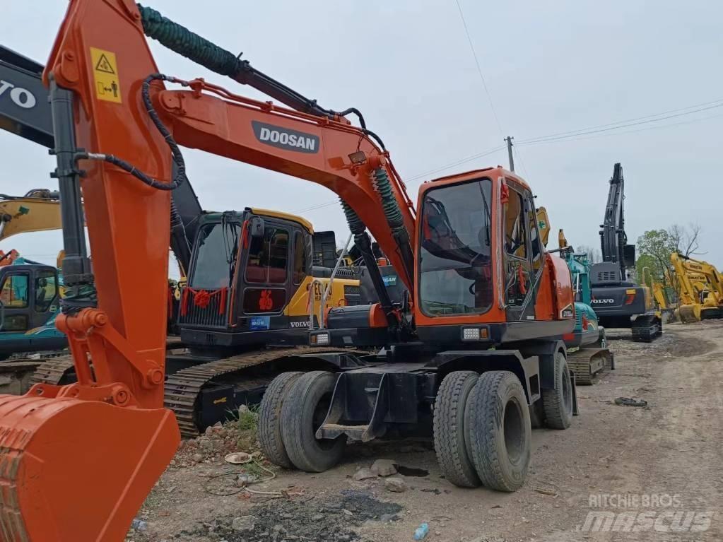 Doosan 150 W Hjulgravere