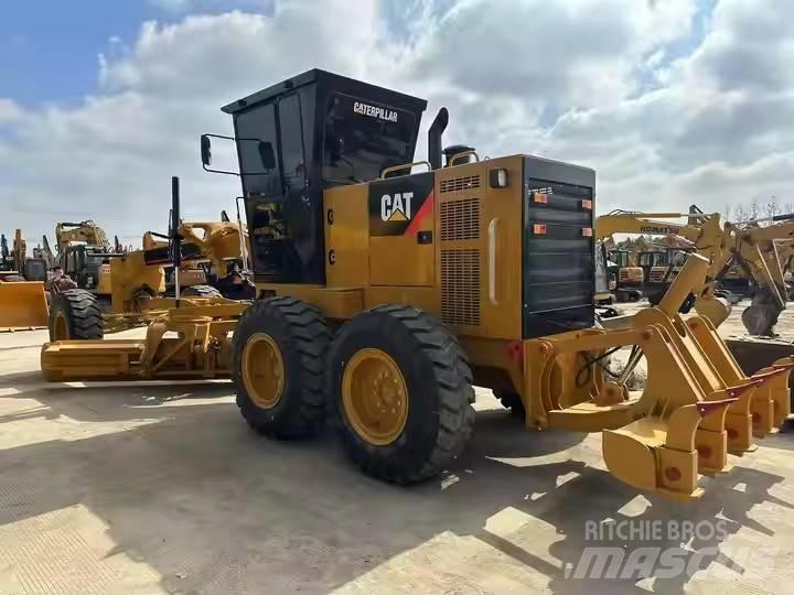 CAT 140 K Veihøvler