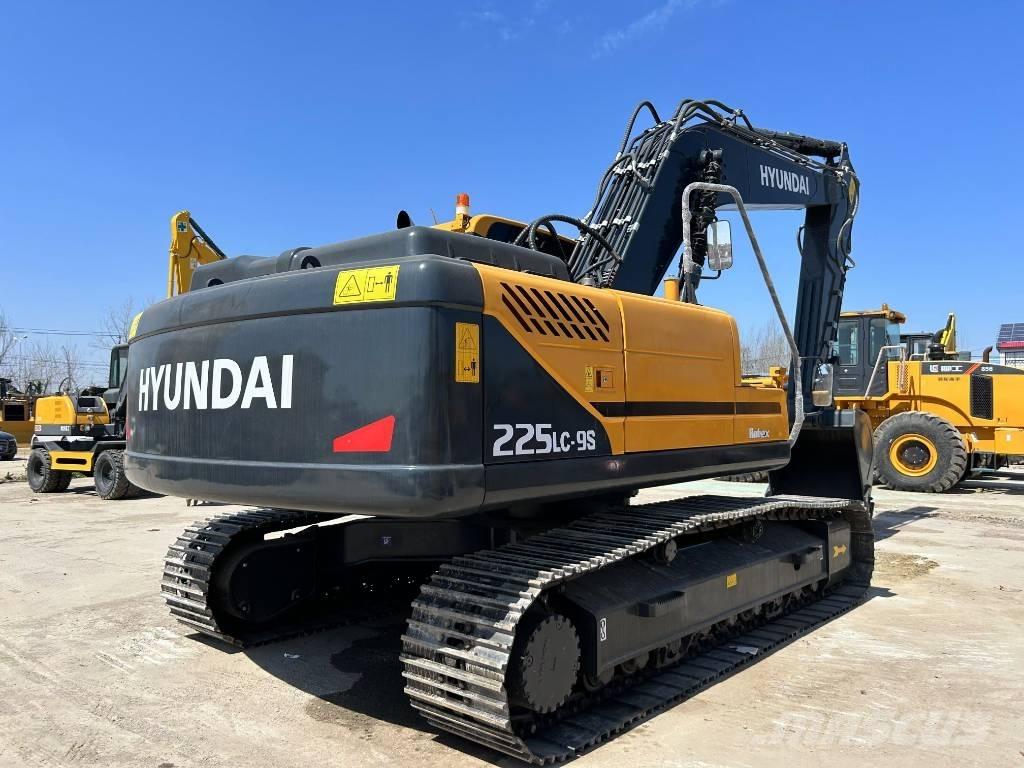 Hyundai 225lc-9s Midigravere 7 - 12t