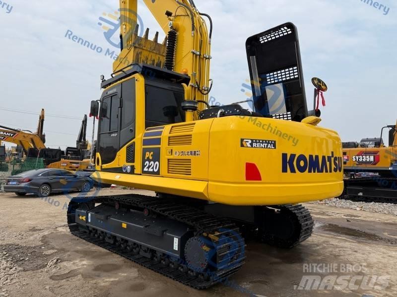 Komatsu PC 220-8 Beltegraver