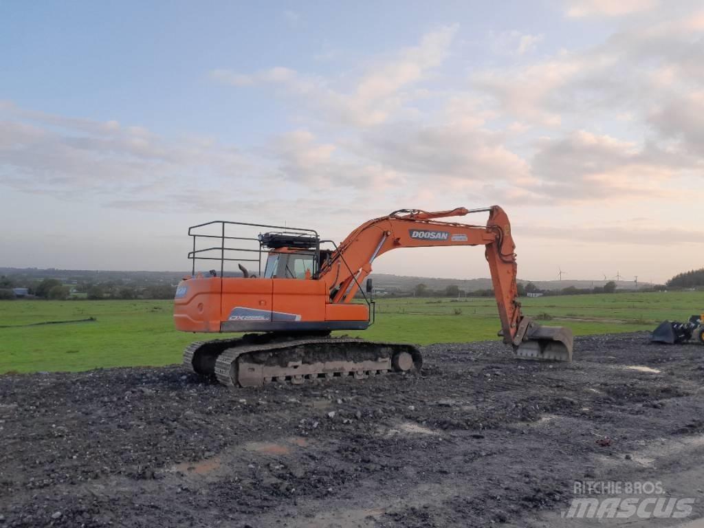 Doosan DX 225 Beltegraver