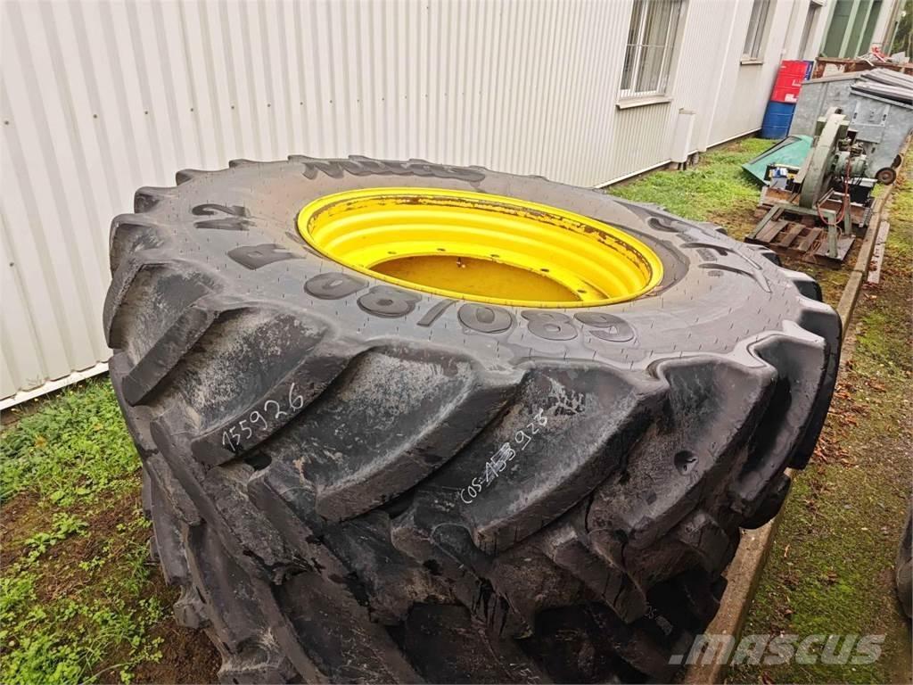 Mitas 680/80R42 Dekk, hjul og felger