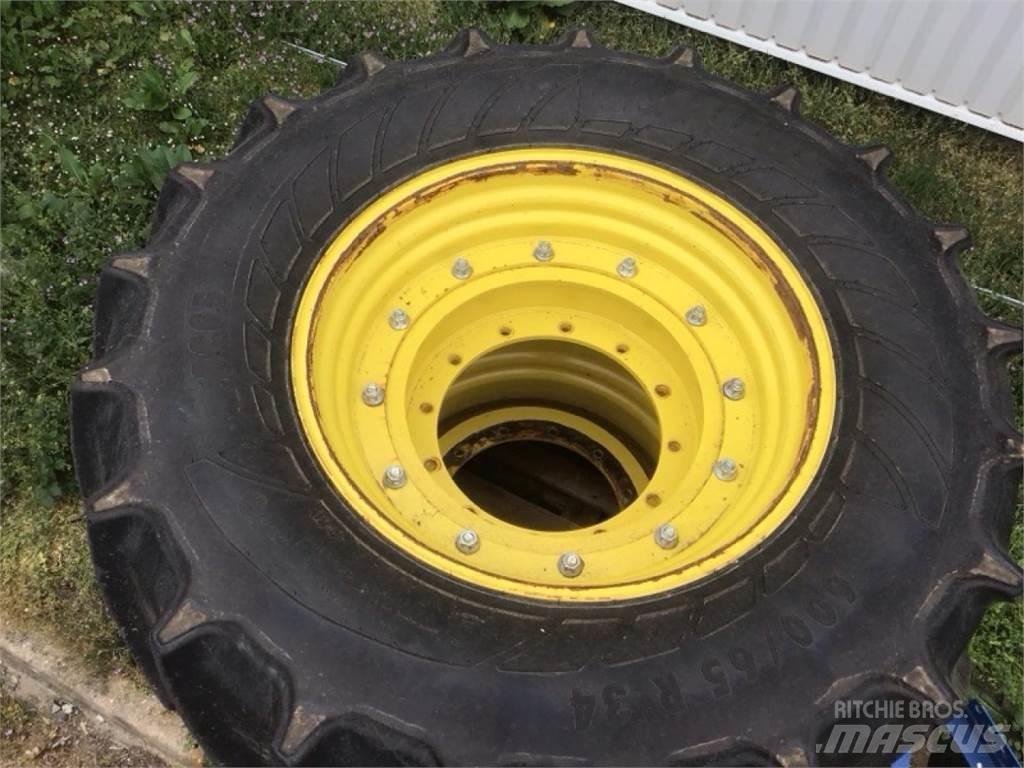 Mitas 680/80R42 Dekk, hjul og felger