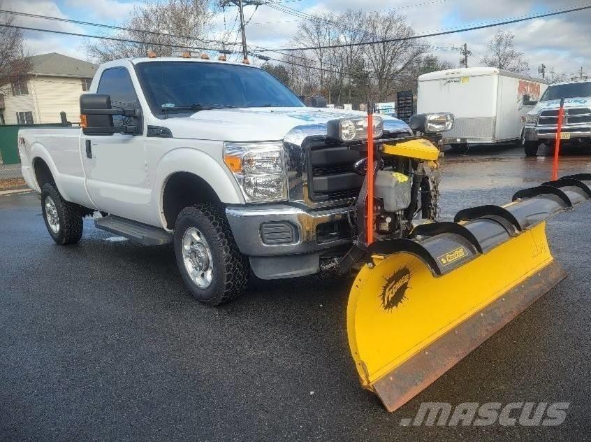 Ford F 250 FX4 Snøploger- og skjær