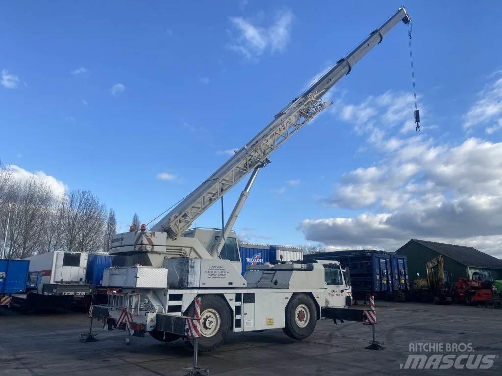 Liebherr LTM1030 Allterreng kraner