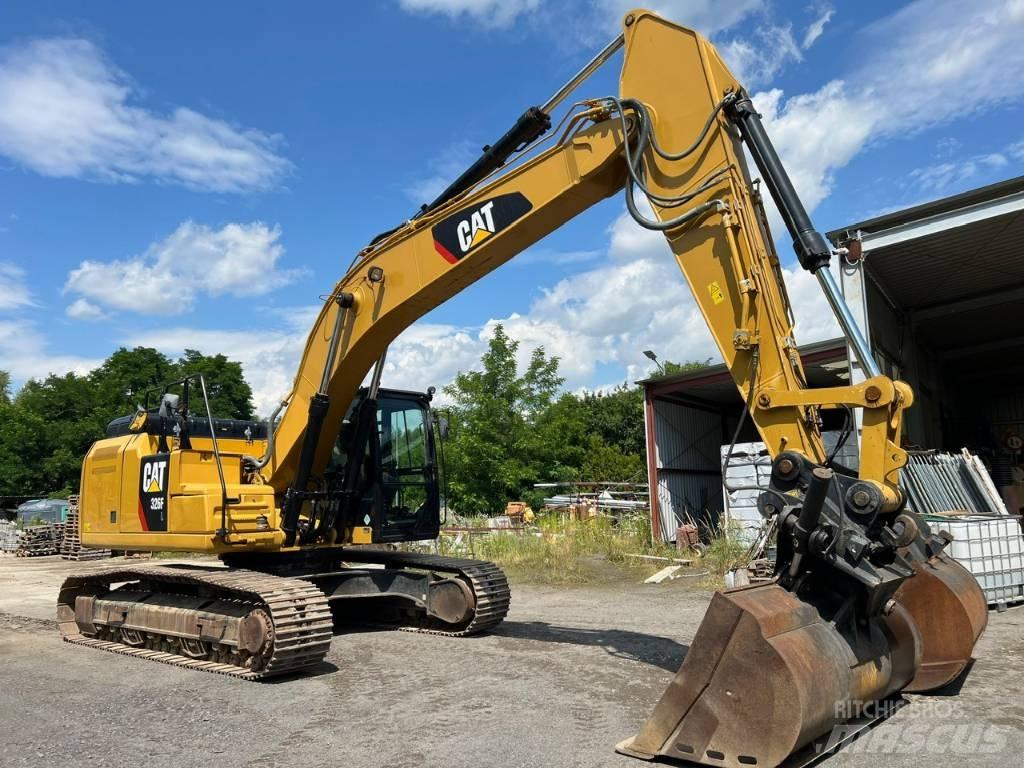 CAT 326 F L Beltegraver