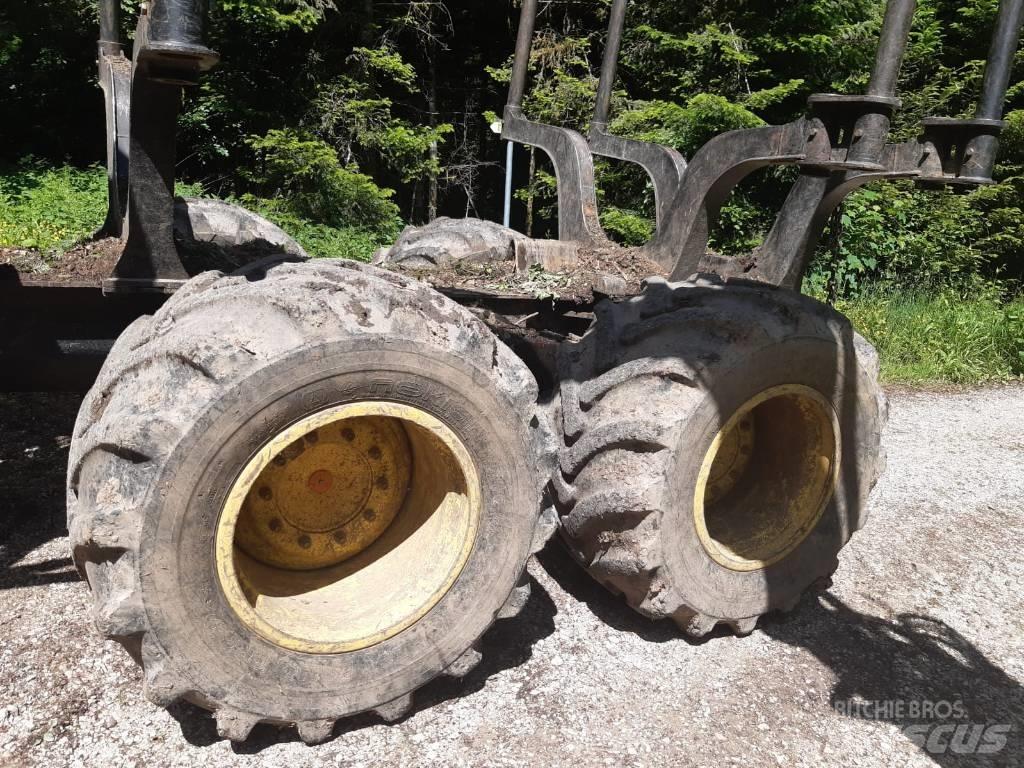 John Deere 1110G Lassbærere