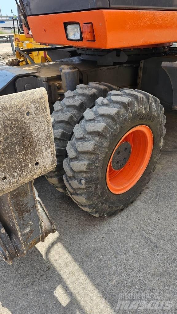 Fiat-Kobelco E215W Hjulgravere