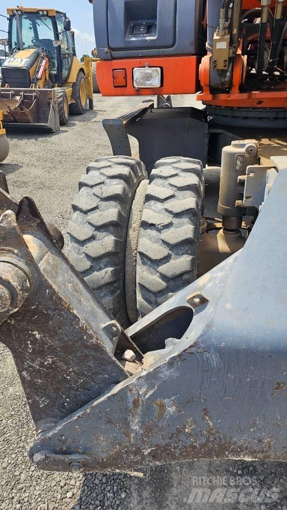 Fiat-Kobelco E215W Hjulgravere
