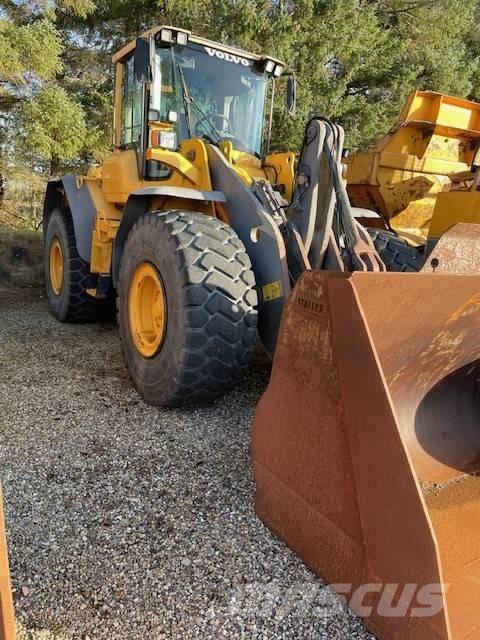 Volvo L120F Hjullastere