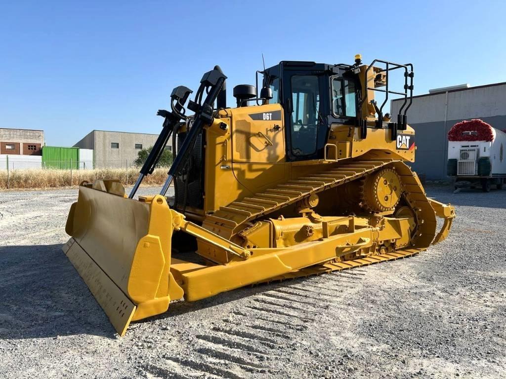 CAT D 6 T Dozere Beltegående