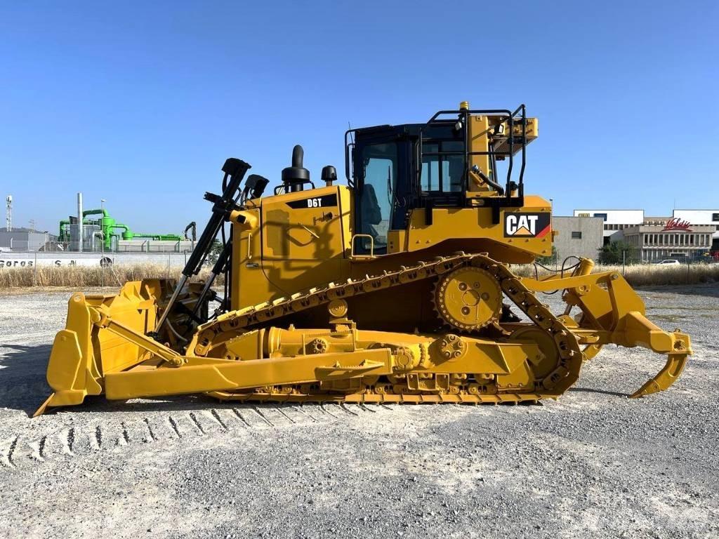 CAT D 6 T Dozere Beltegående