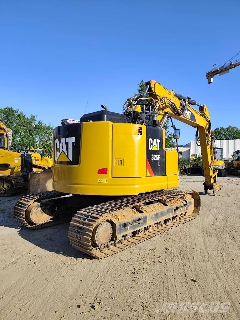 CAT 325 FL CR Beltegraver