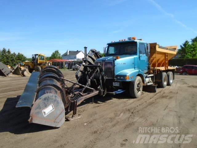 Western Star 5800 Snøploger- og skjær