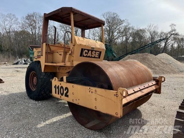 CASE 1102 Kombivalser