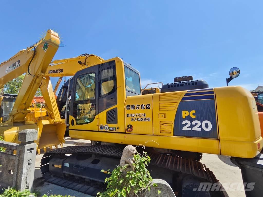 Komatsu PC 220-8 Beltegraver