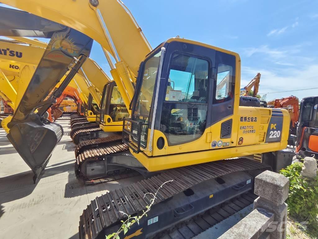 Komatsu PC 220-8 Beltegraver