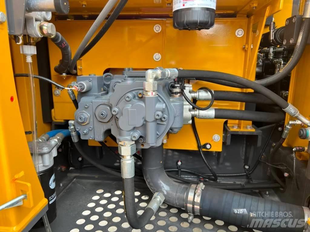 XCMG XE135GA Beltegraver