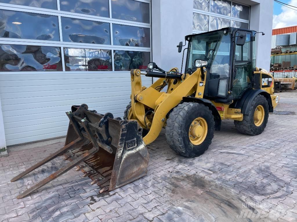 CAT 906 M Hjullastere