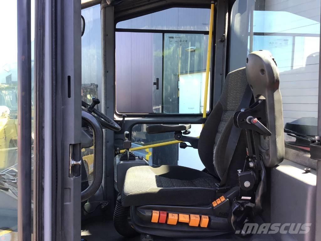 Kalmar DCE80-6 Diesel Trucker